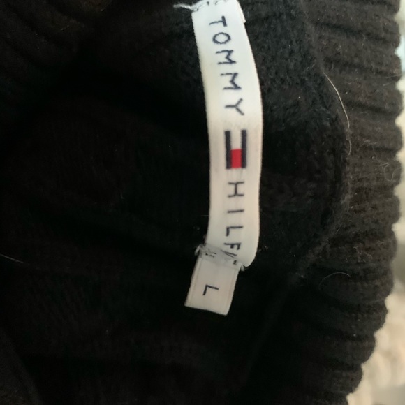 Tommy Hilfiger turtleneck - Picture 2 of 2
